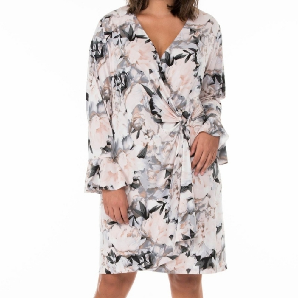 Calvin Klein plus size 3x wrap dress floral print